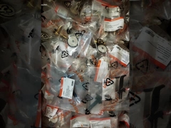 06E121045R 자동차 냉각기 파이프 경화 저항 및 설치가 쉽다